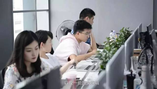 WST美女导师搞笑视频_德州扑克视频教学_德州扑克教学